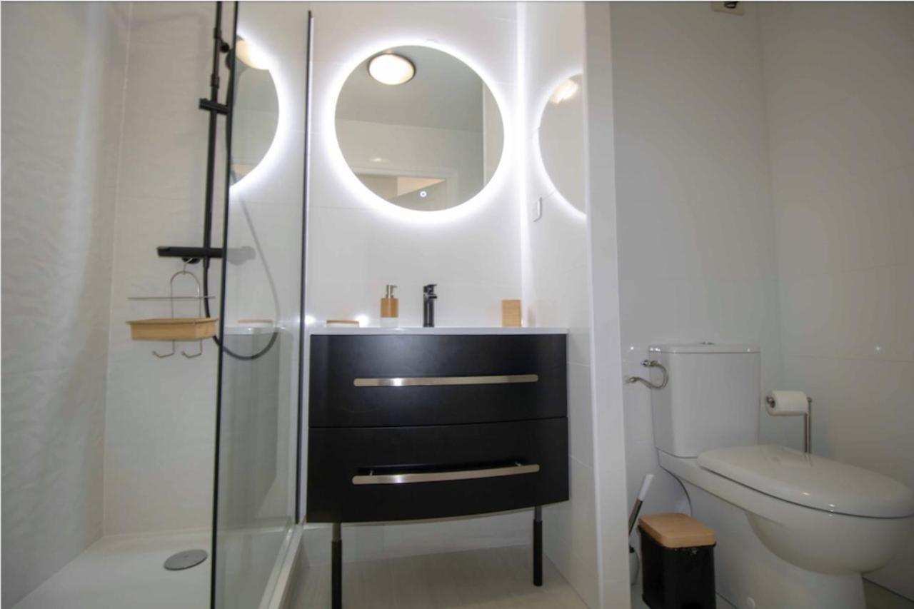Bright Apt Of 32 M Renovated Near Town Fréjus Kültér fotó